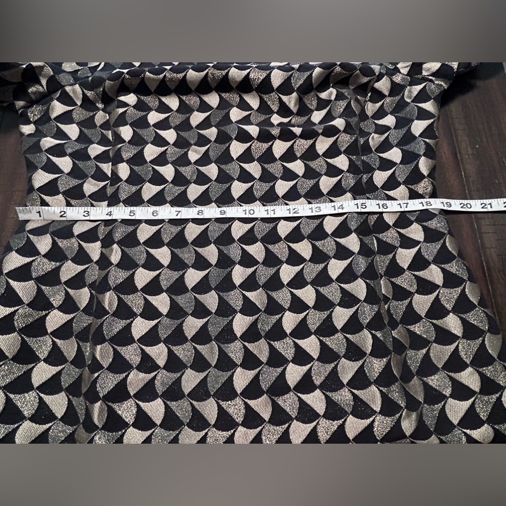Ann Taylor Classic Geo Jacquard Flare Dress Black/Gold Size 14 - Picture 8 of 15